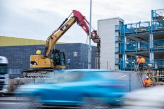 How to Improve Safety Around Plant Machinery on Construction Sites
